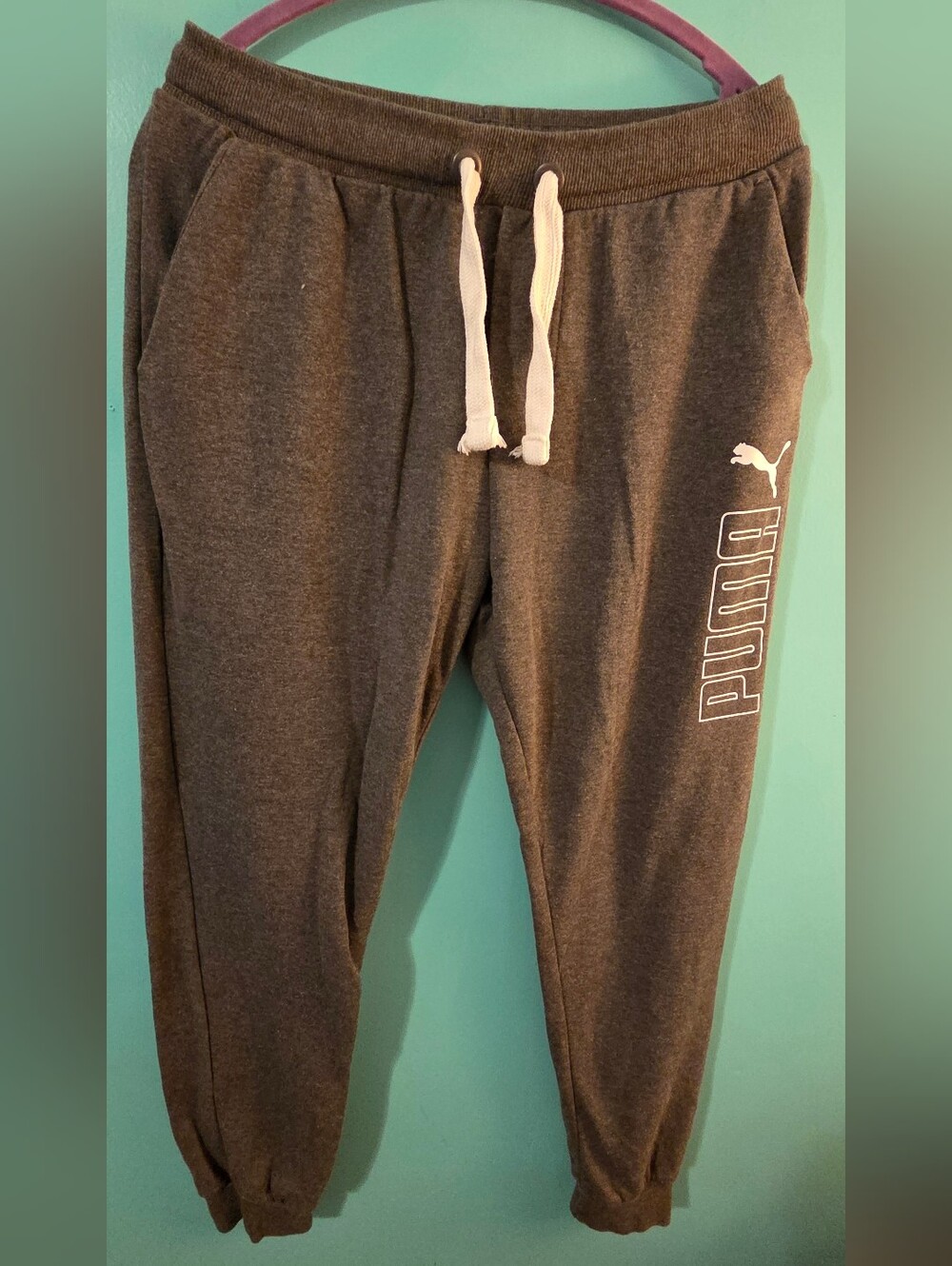 Men's Puma Gray Sweat Joggers with White Drawcord and Logo XL